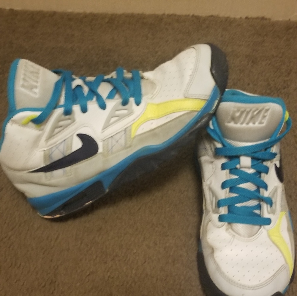 Youth size 5 Nikes
